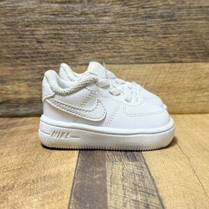 Nike Air Force 1 Baby Sneakers Size 2C - 905220-100
